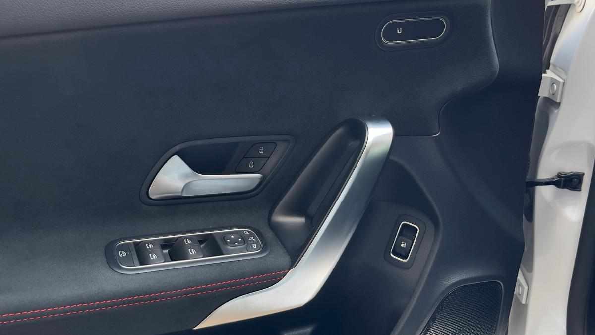 mercedes-benz-classe-a-2021-hibrido-a-gasolina-1332cc