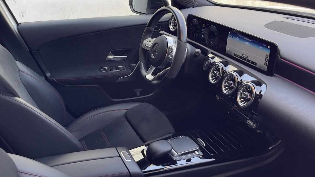 mercedes-benz-classe-a-2021-hibrido-a-gasolina-1332cc
