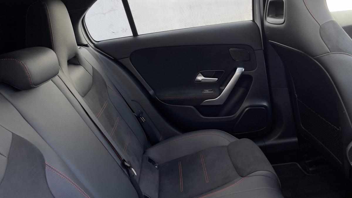 mercedes-benz-classe-a-2021-hibrido-a-gasolina-1332cc