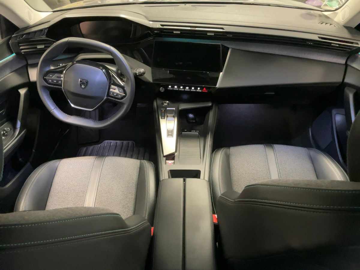 peugeot-308-sw-1-2-thp-2022-gasolina-1199cc