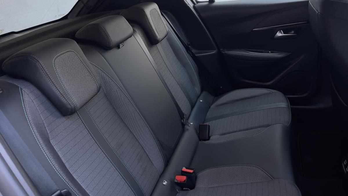 peugeot-208-1-2-puretech-2020-gasolina-1199cc