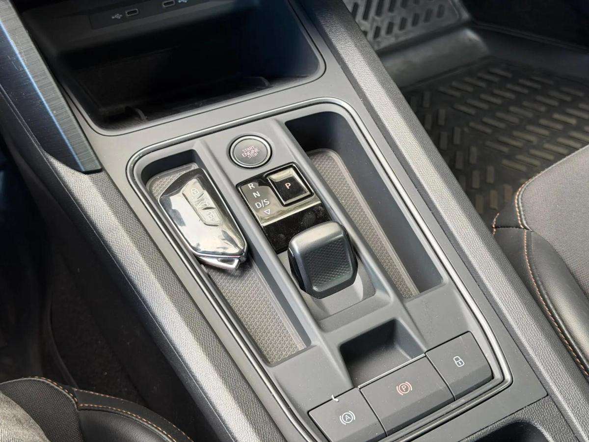 cupra-formentor-2023-hibrido-a-gasolina-1395cc