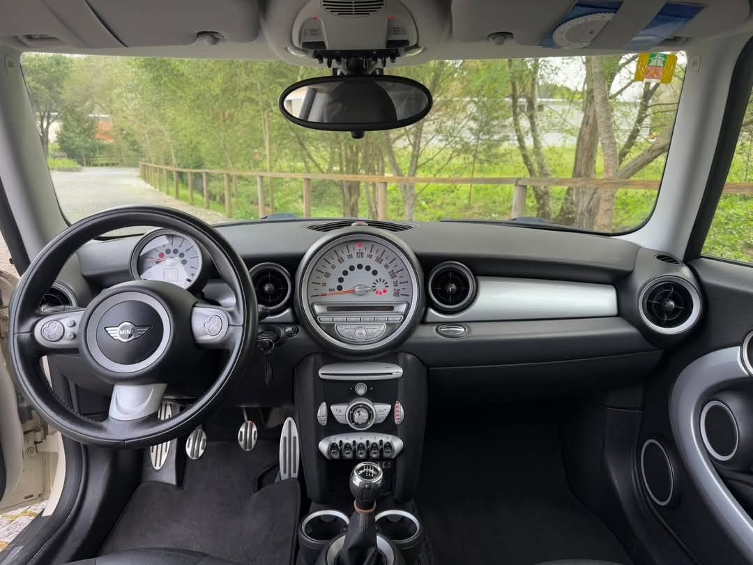 mini-cooper-2010-gasolina-1598cc