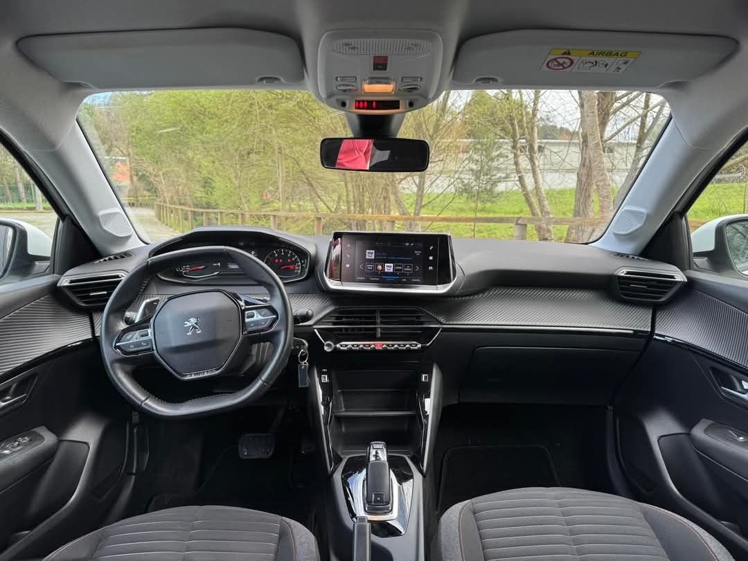 peugeot-208-2020-gasolina-1199cc