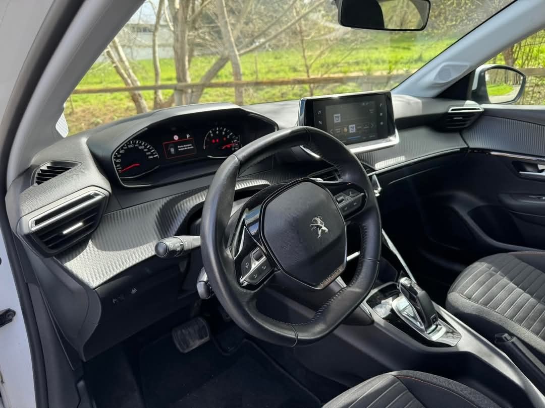 peugeot-208-2020-gasolina-1199cc