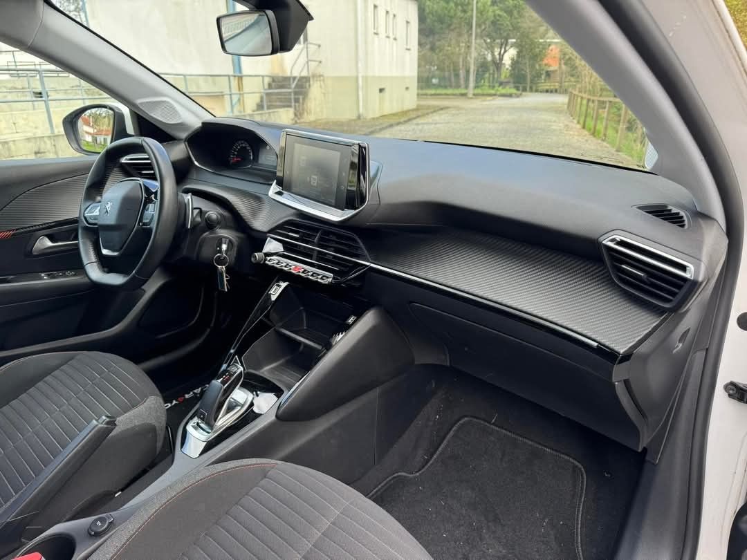 peugeot-208-2020-gasolina-1199cc