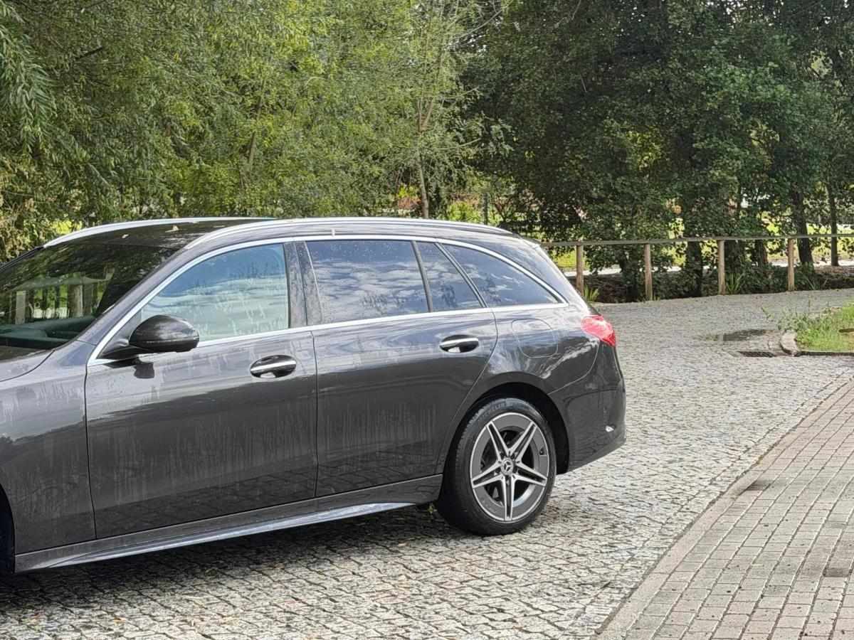 mercedes-benz-classe-c-300-e-2023-hibrido-a-gasolina-1999cc