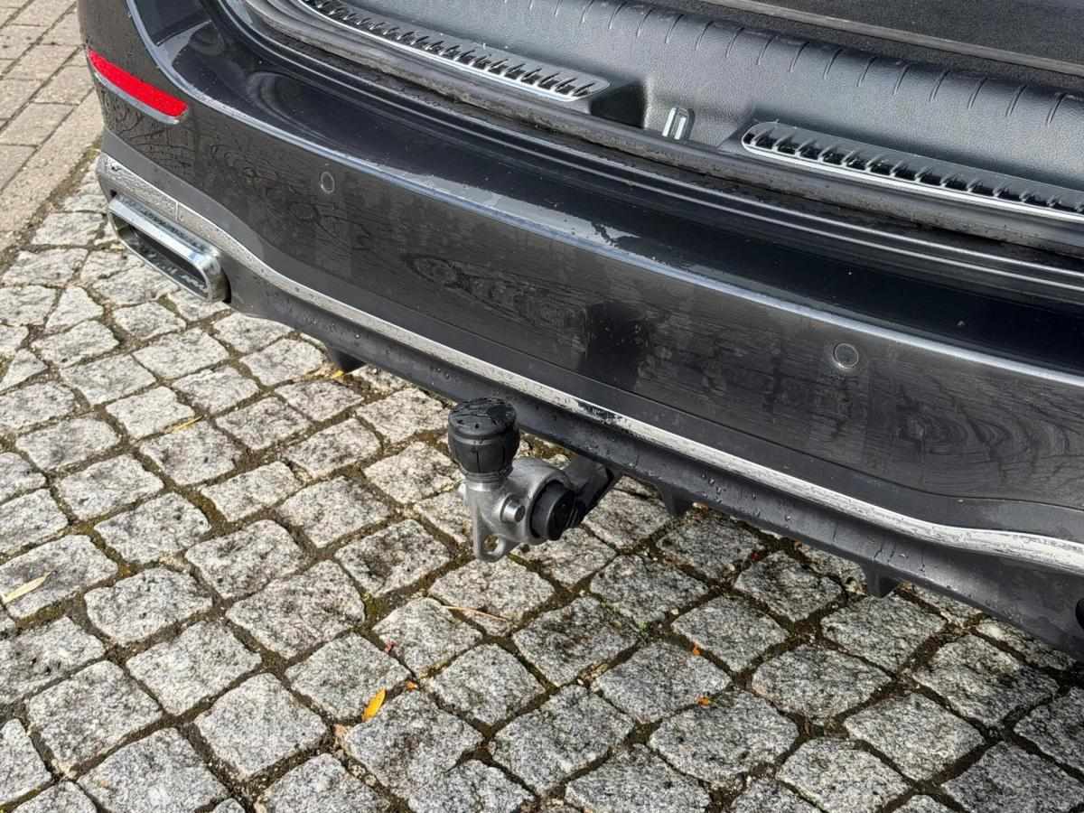 mercedes-benz-classe-c-300-e-2023-hibrido-a-gasolina-1999cc