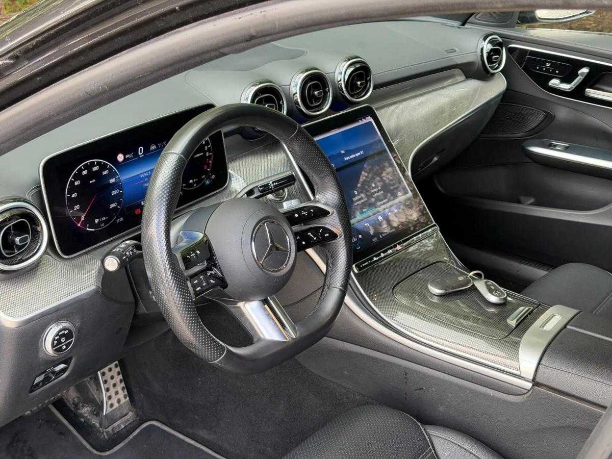 mercedes-benz-classe-c-300-e-2023-hibrido-a-gasolina-1999cc