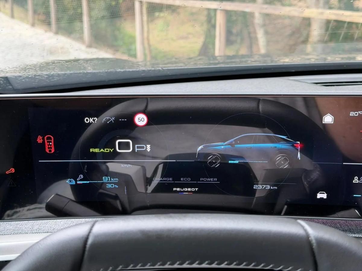 peugeot-e-3008-2025-eletrico-0cc