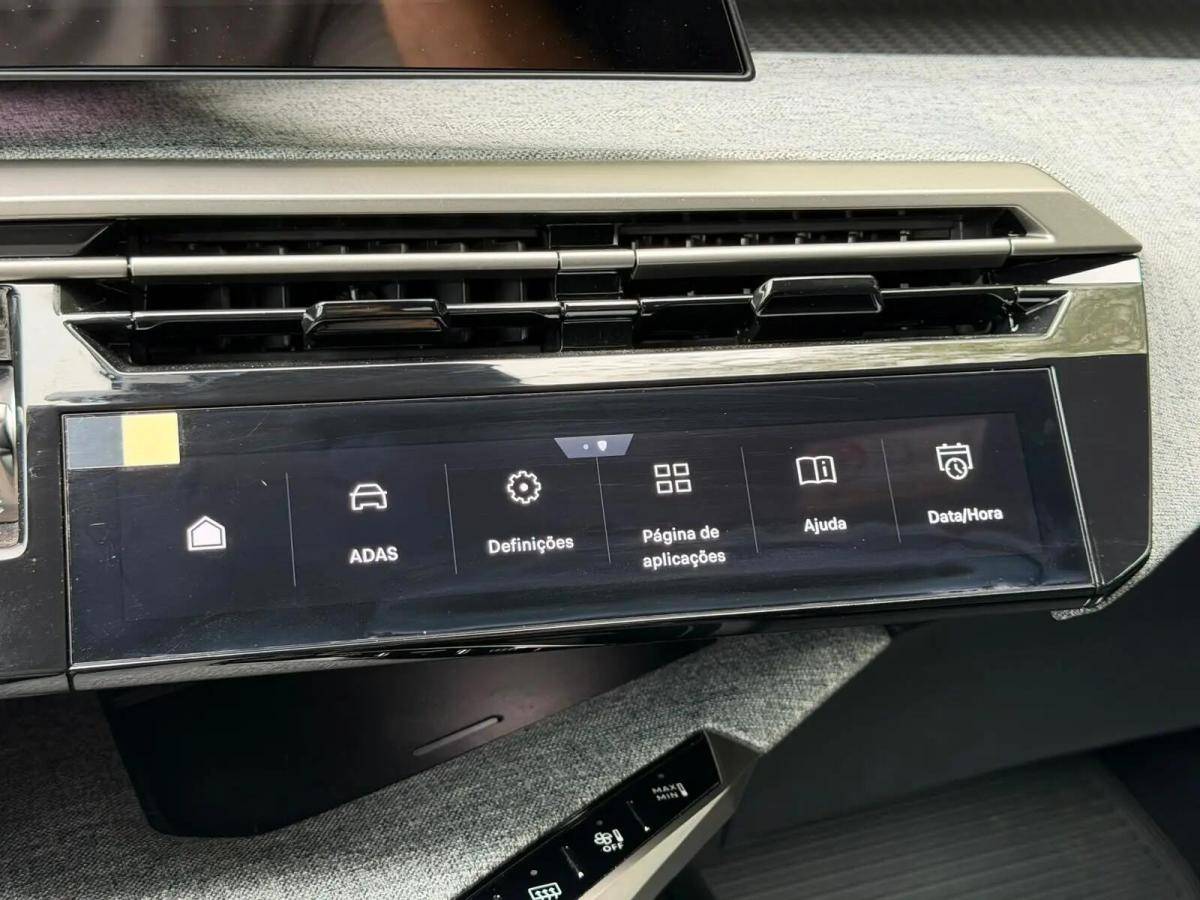 peugeot-e-3008-2025-eletrico-0cc
