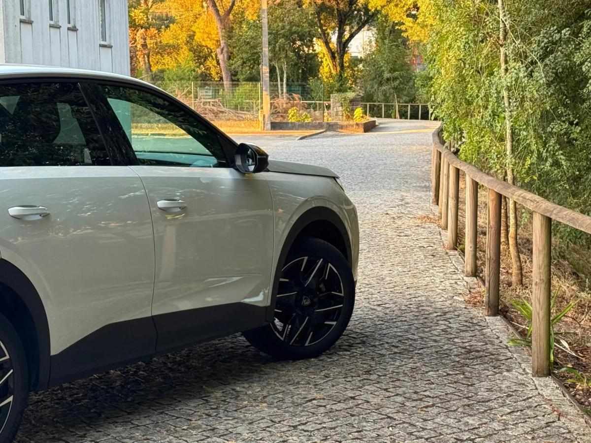 peugeot-3008-2025-gasolina-1199cc