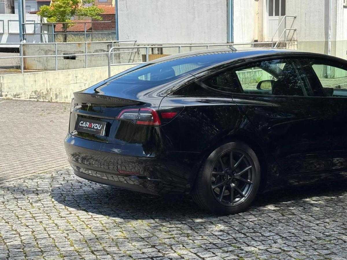 tesla-model-3-2021-eletrico-0cc