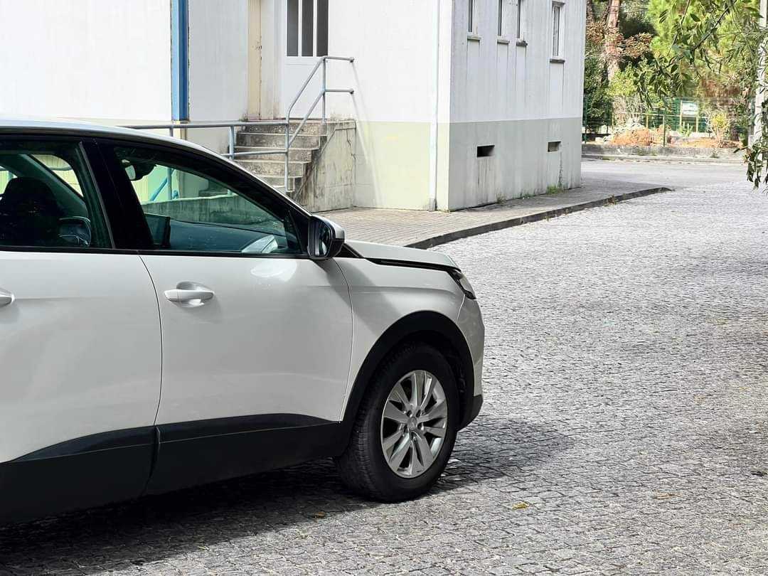 peugeot-3008-2021-diesel-1499cc