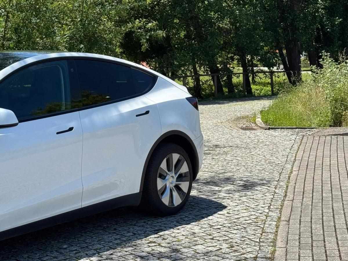 tesla-model-y-2022-eletrico-0cc
