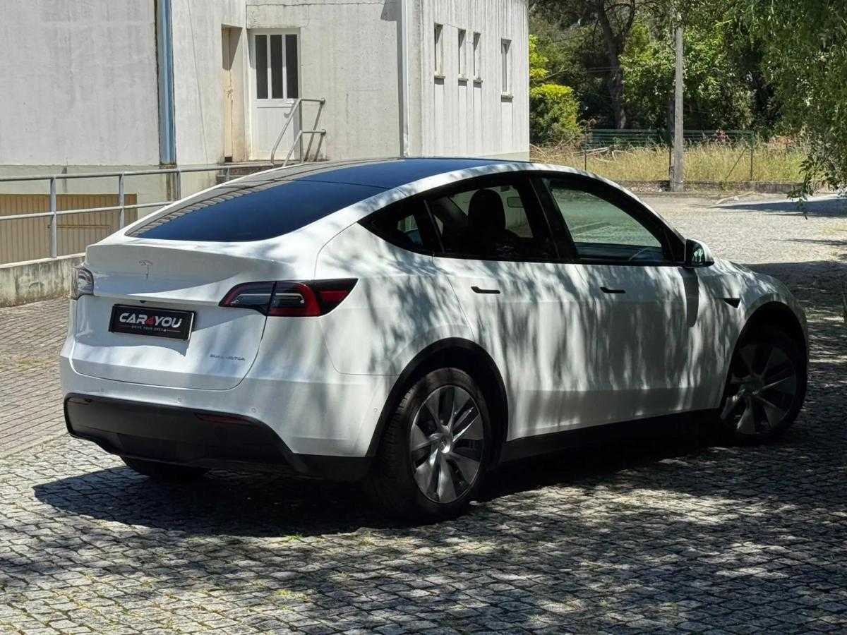 tesla-model-y-2022-eletrico-0cc