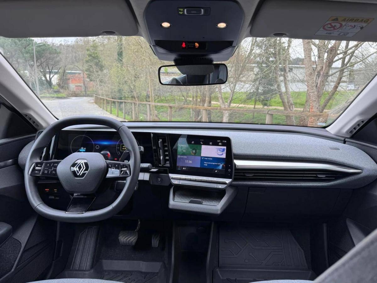 renault-megane-e-tech-2023-eletrico-0cc