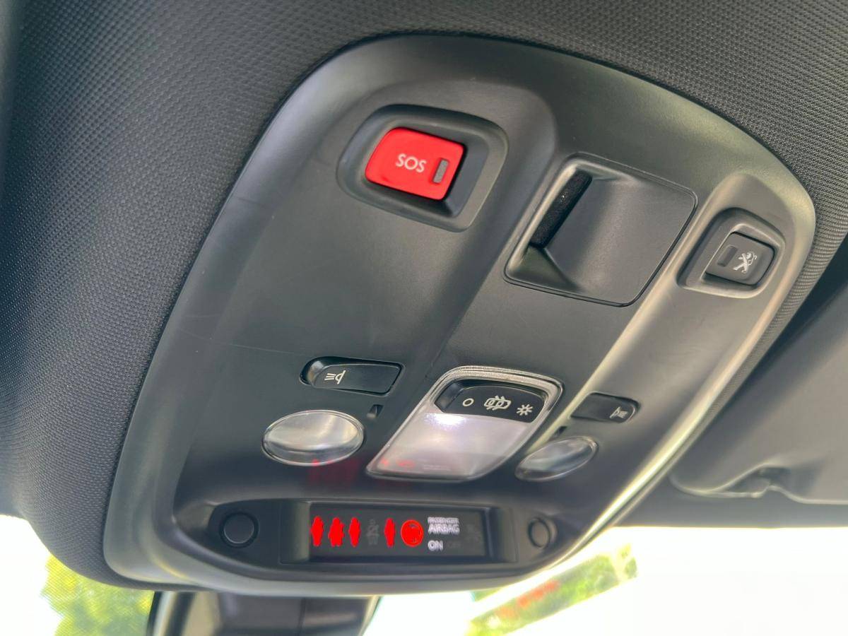 peugeot-308-2019-gasolina-1598cc
