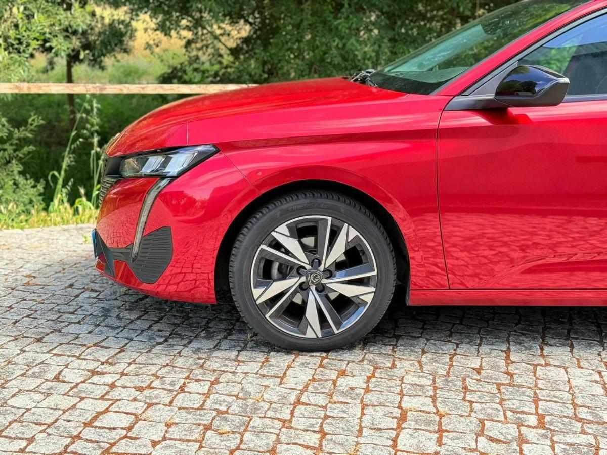 peugeot-308-2023-gasolina-1199cc