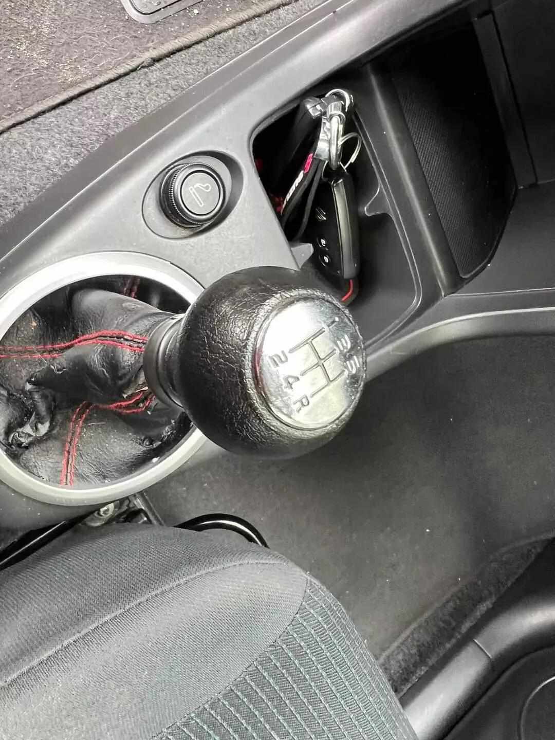 suzuki-swift-2007-gasolina-1328cc