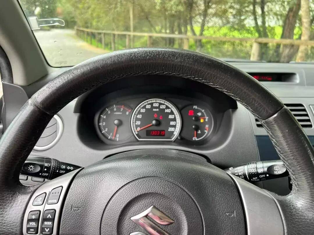 suzuki-swift-2007-gasolina-1328cc