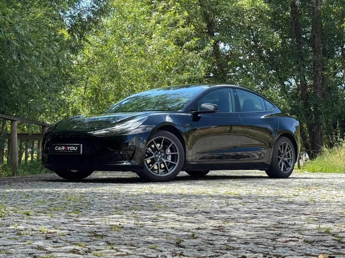 tesla-model-3-2021-eletrico-500cc