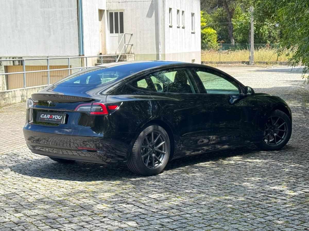 tesla-model-3-2021-eletrico-500cc