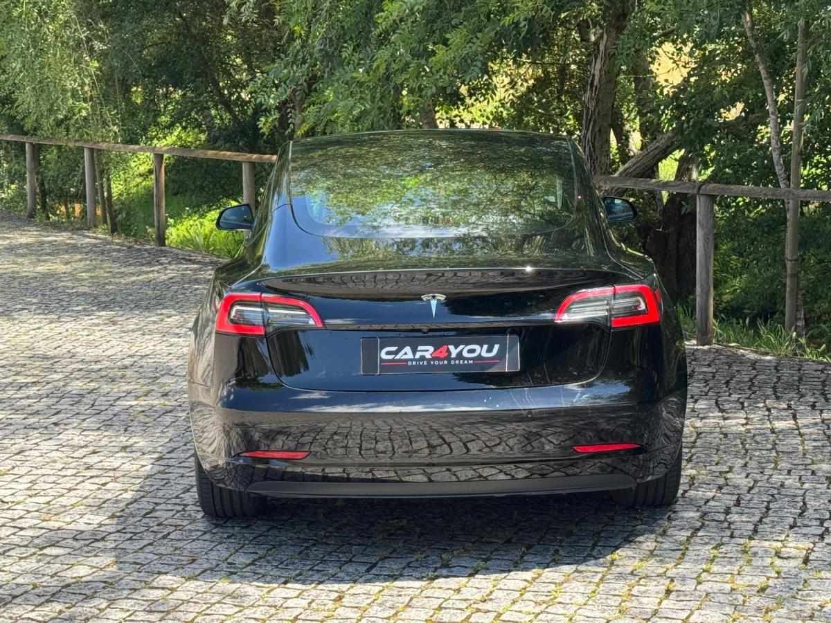 tesla-model-3-2021-eletrico-500cc