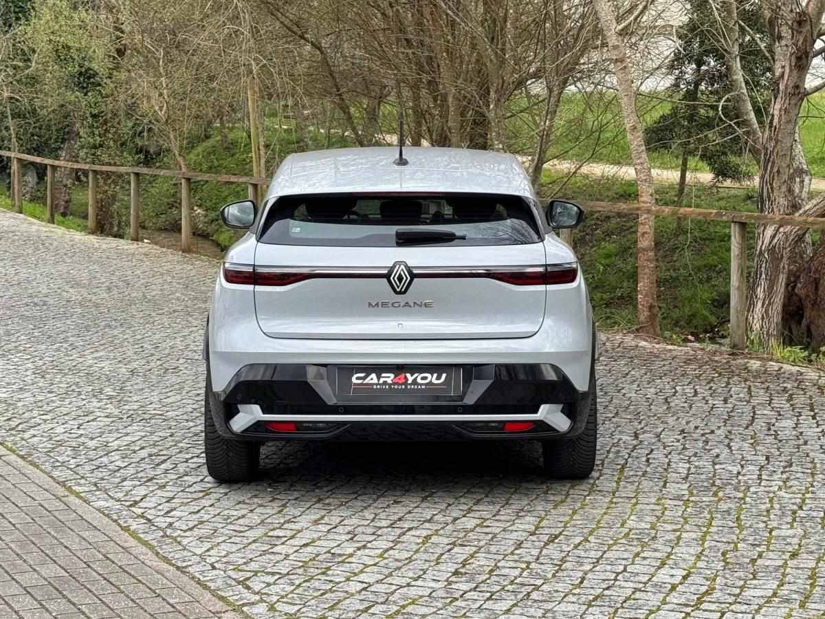 renault-megane-e-tech-2023-eletrico-500cc