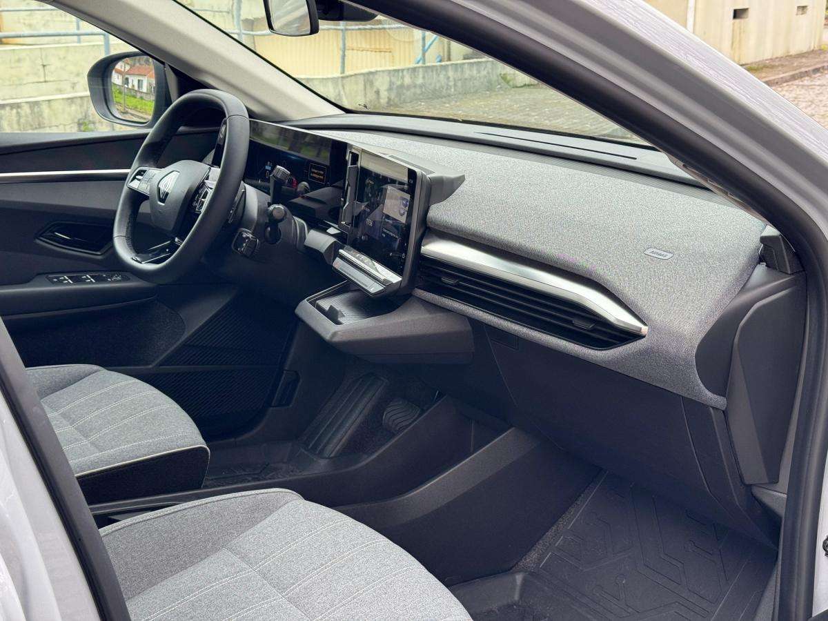 renault-megane-e-tech-2023-eletrico-500cc