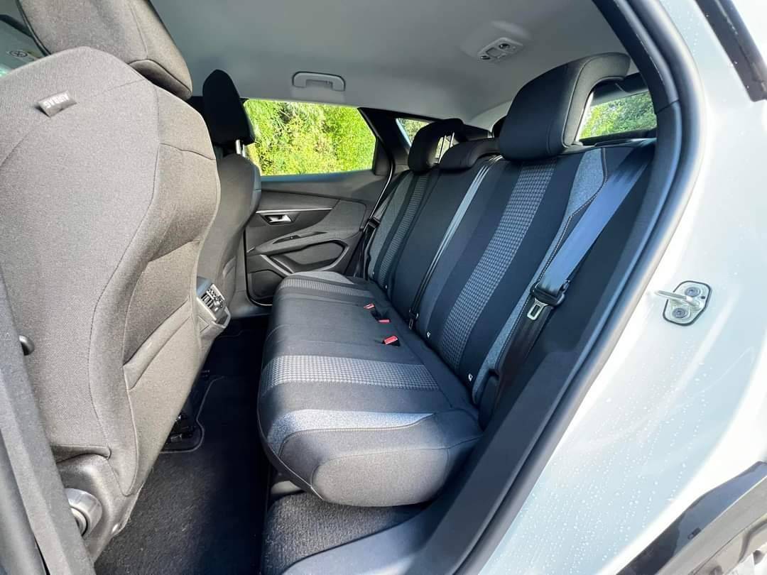 peugeot-3008-2022-gasolina-1199cc