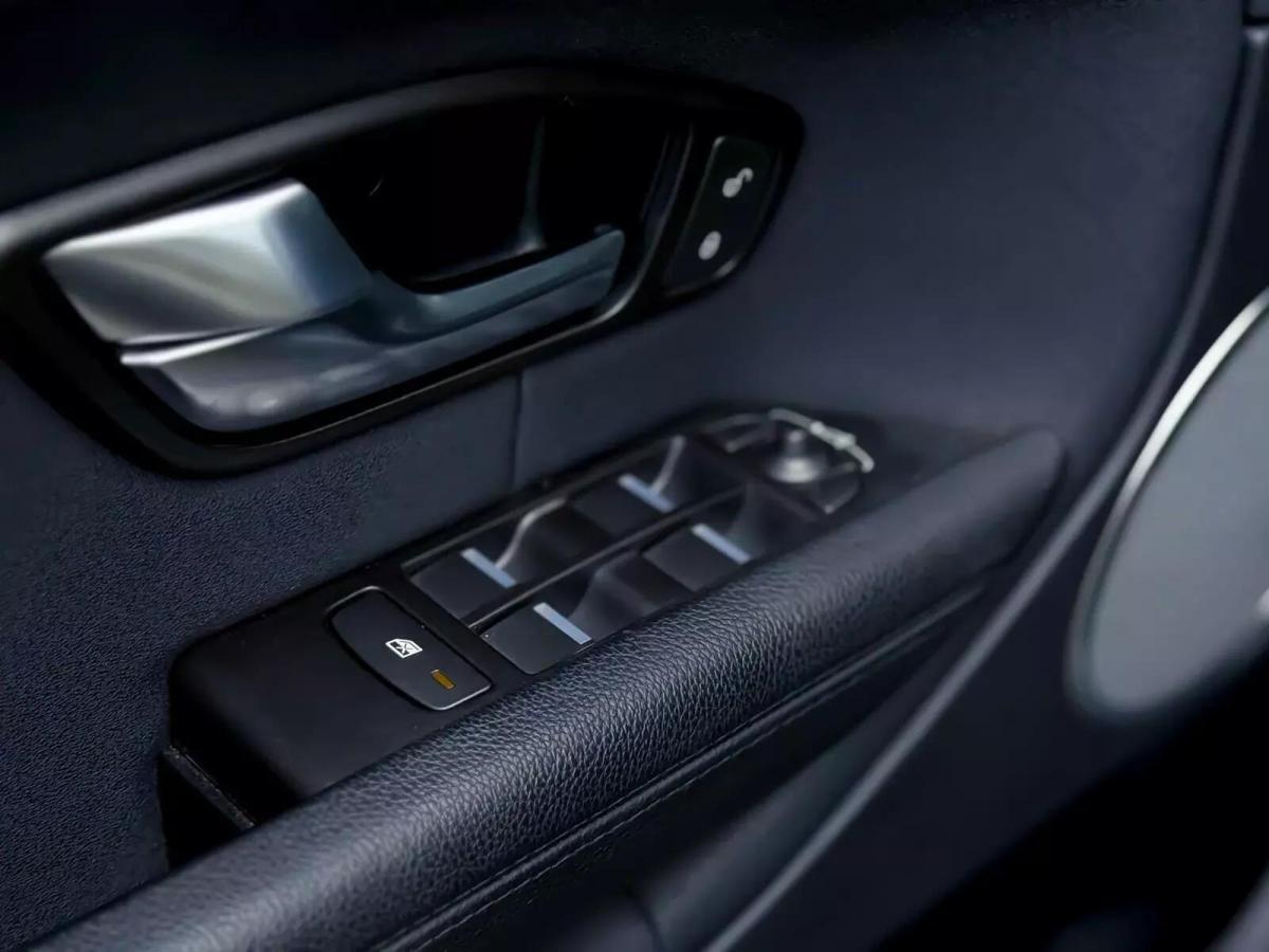 land-rover-range-rover-evoque-2018-diesel-1999cc