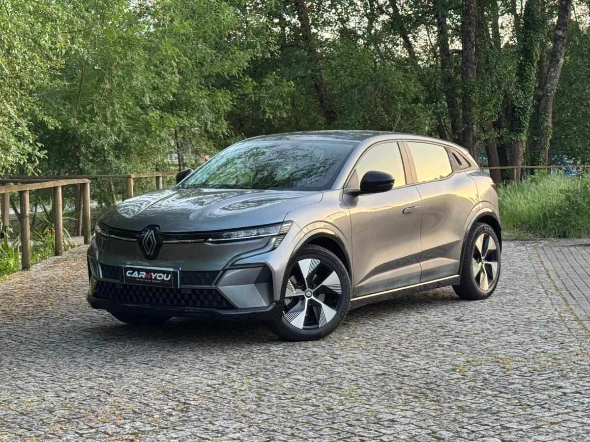 renault-megane-e-tech-2022-eletrico-500cc