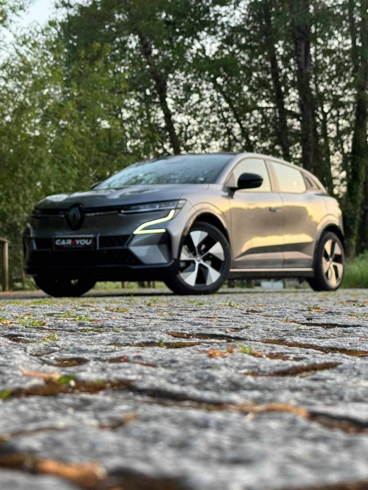renault-megane-e-tech-2022-eletrico-500cc