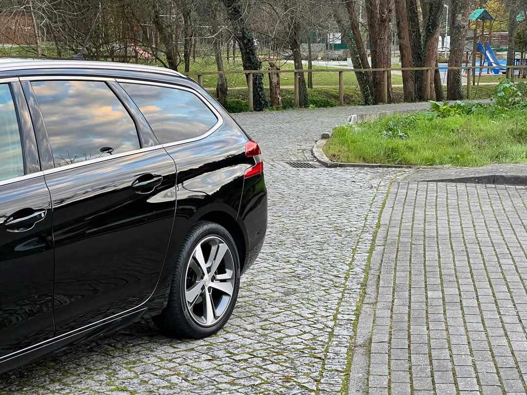 peugeot-308-2016-gasolina-1199cc