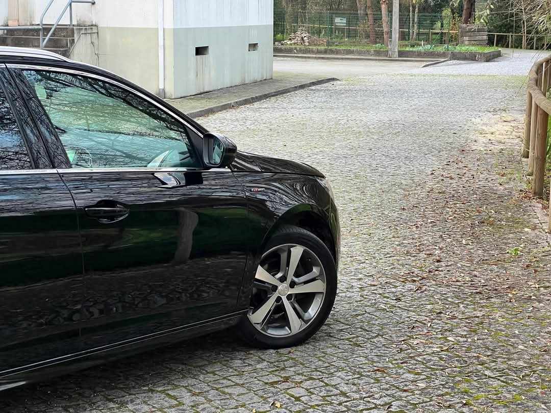 peugeot-308-2016-gasolina-1199cc