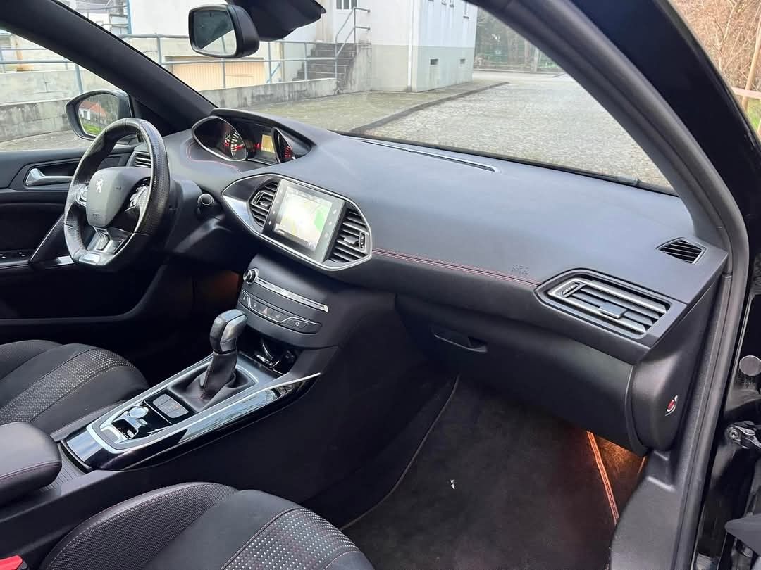 peugeot-308-2016-gasolina-1199cc