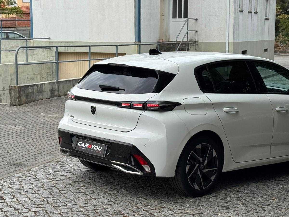 peugeot-308-2022-gasolina-1199cc