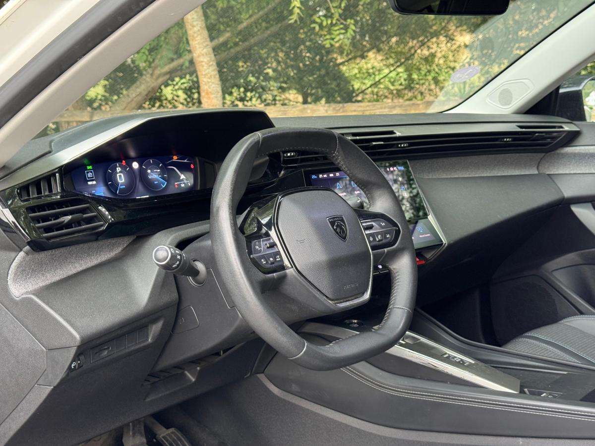 peugeot-308-2022-gasolina-1199cc
