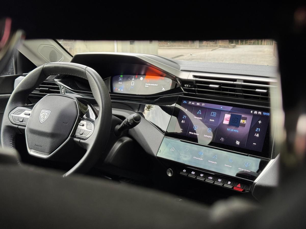 peugeot-308-2022-gasolina-1199cc