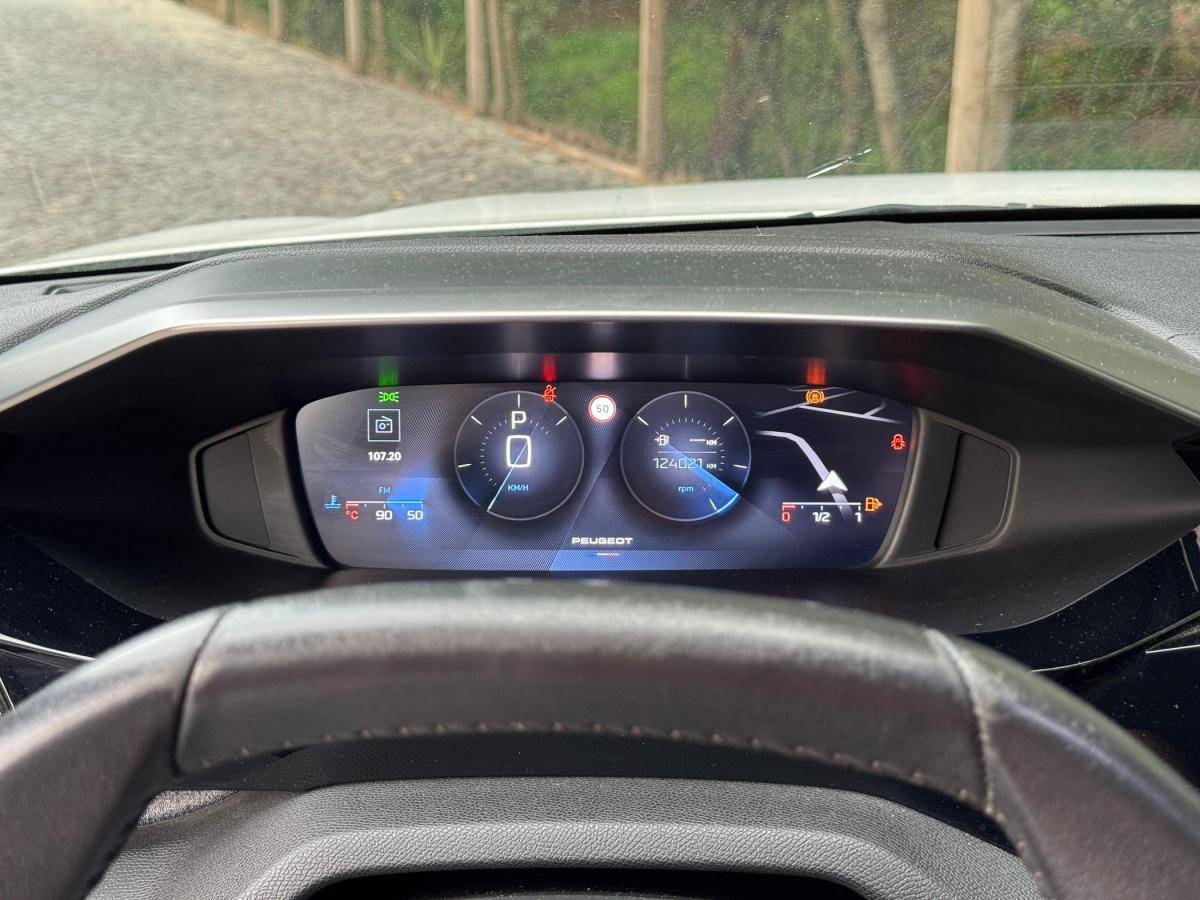 peugeot-308-2022-gasolina-1199cc