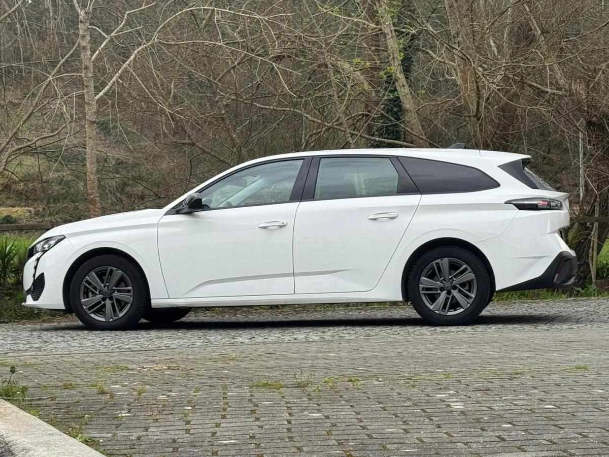 peugeot-308-sw-2023-gasolina-1199cc