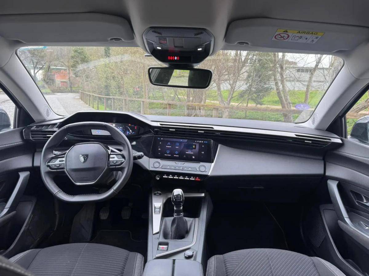 peugeot-308-sw-2023-gasolina-1199cc