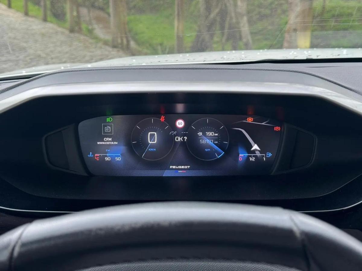 peugeot-308-sw-2023-gasolina-1199cc