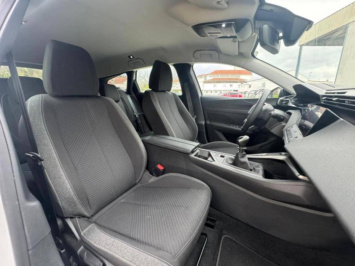 peugeot-308-sw-2023-gasolina-1199cc