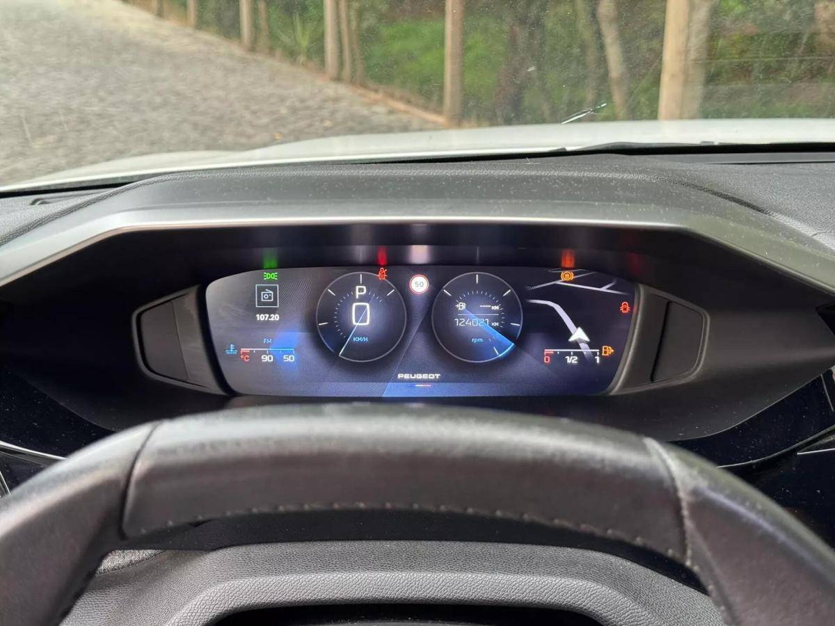 peugeot-308-2022-gasolina-1199cc