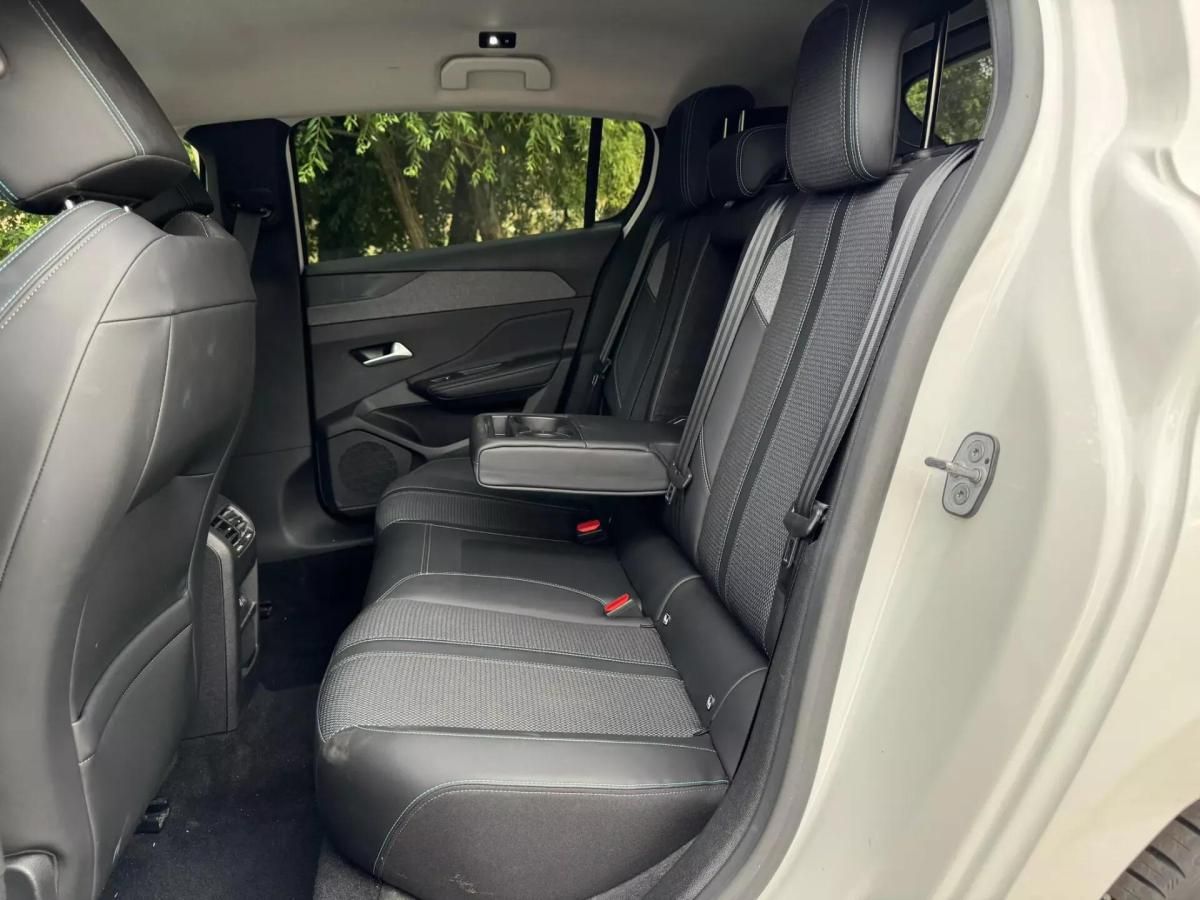 peugeot-308-2022-gasolina-1199cc
