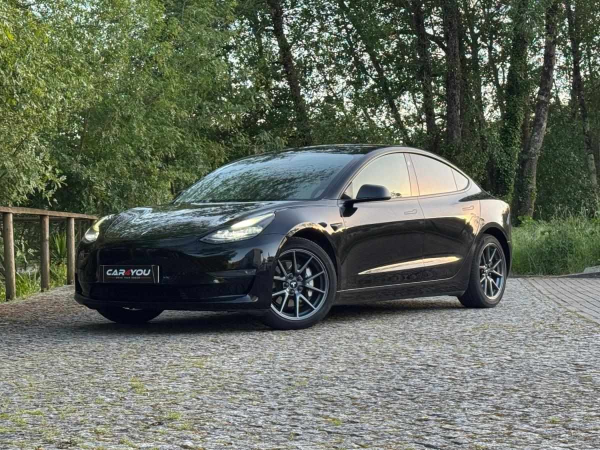 tesla-model-3-2021-eletrico-500cc