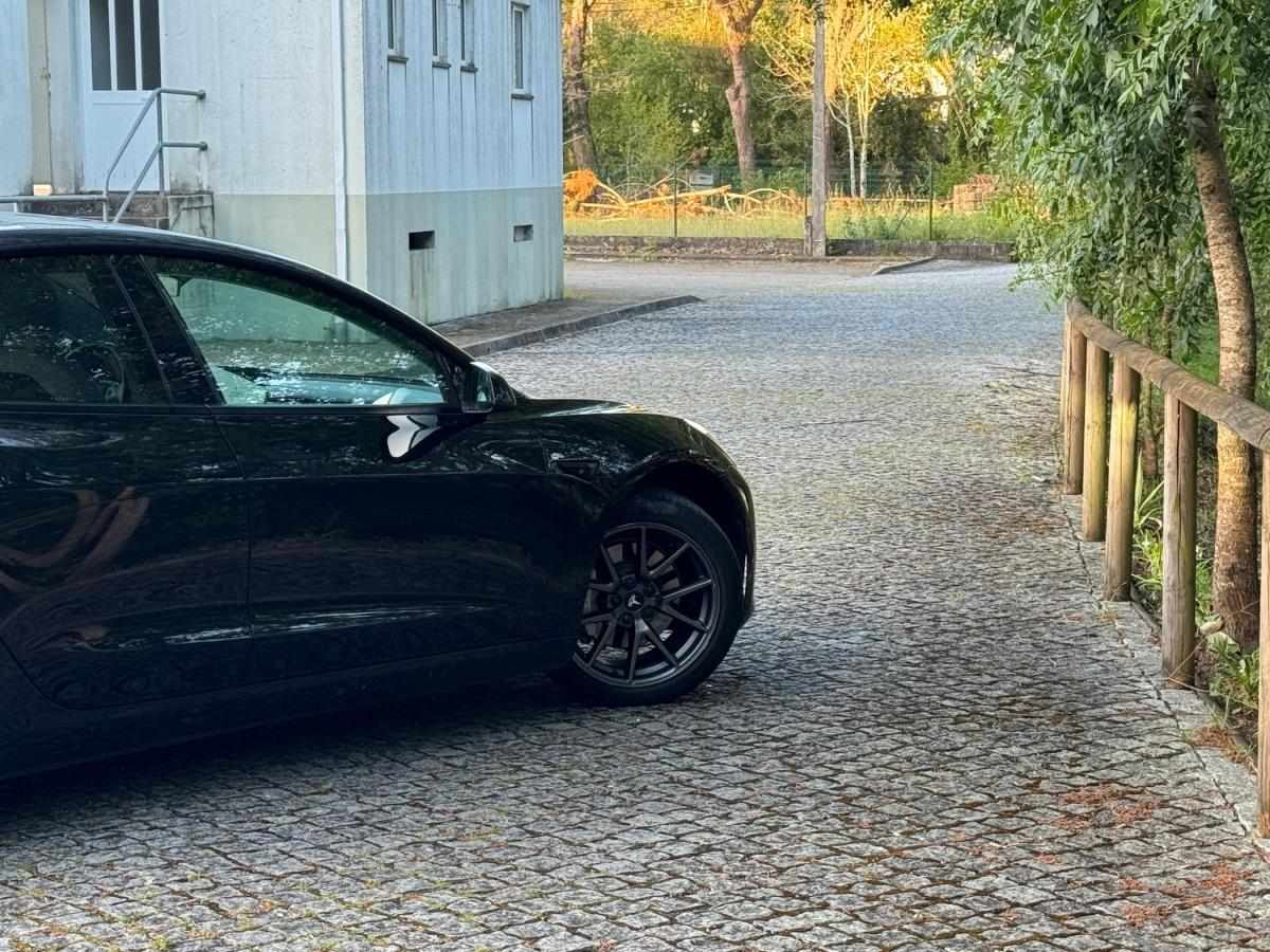 tesla-model-3-2021-eletrico-500cc
