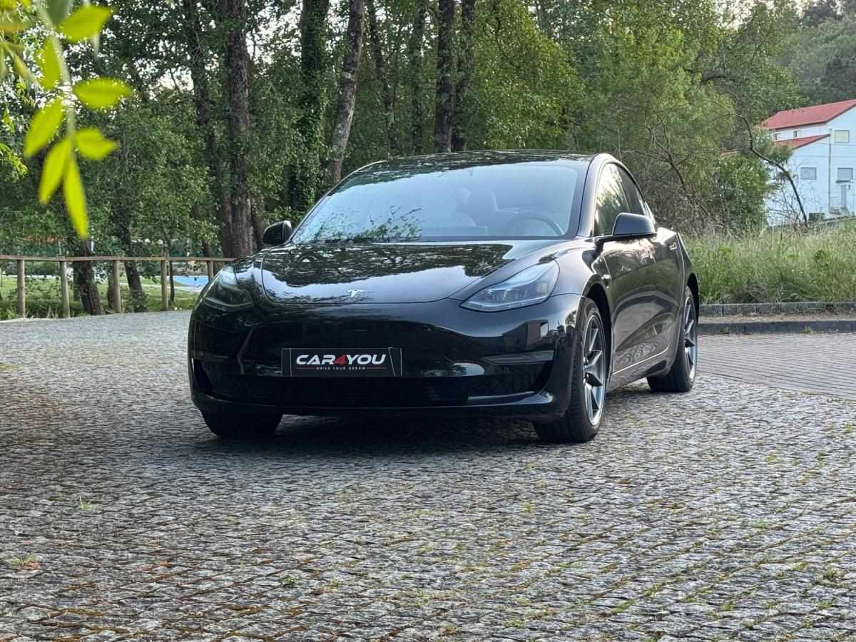 tesla-model-3-2021-eletrico-500cc